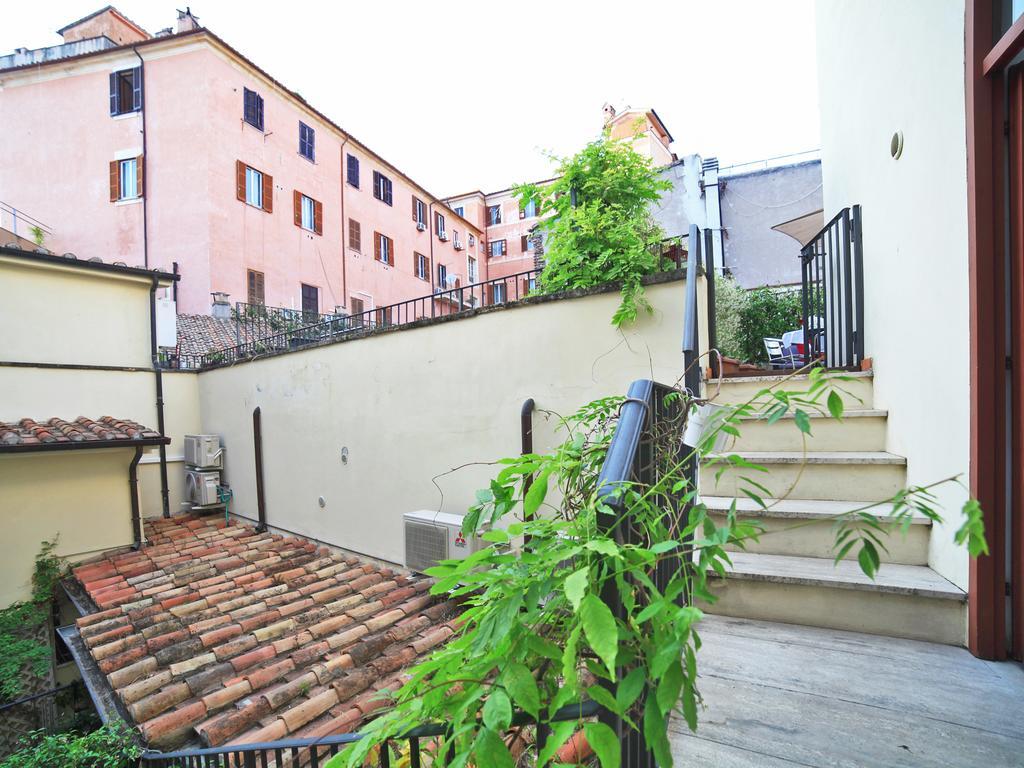 Nostromondo Ciancaleoni Palace Exterior photo
